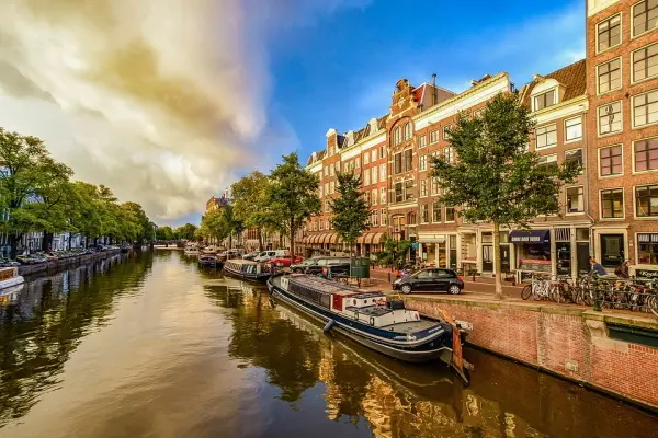 Amsterdam Kanal Turu