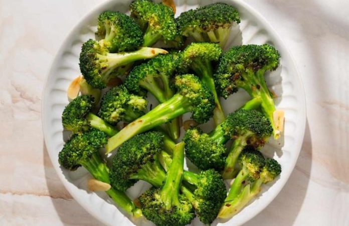 Arpacık Soğanlı Brokoli Tarifi