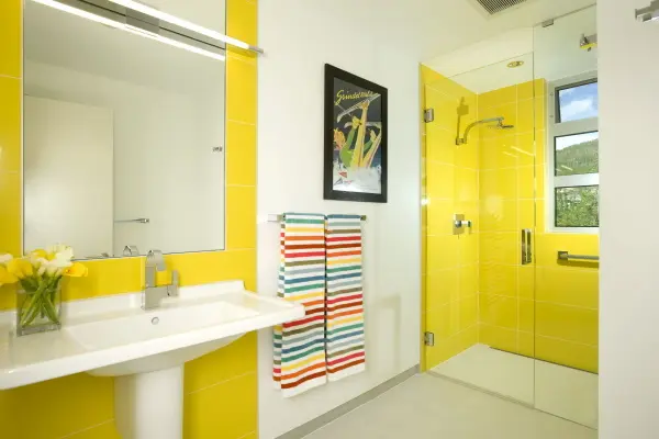 Sarı Banyo Dekorasyonu